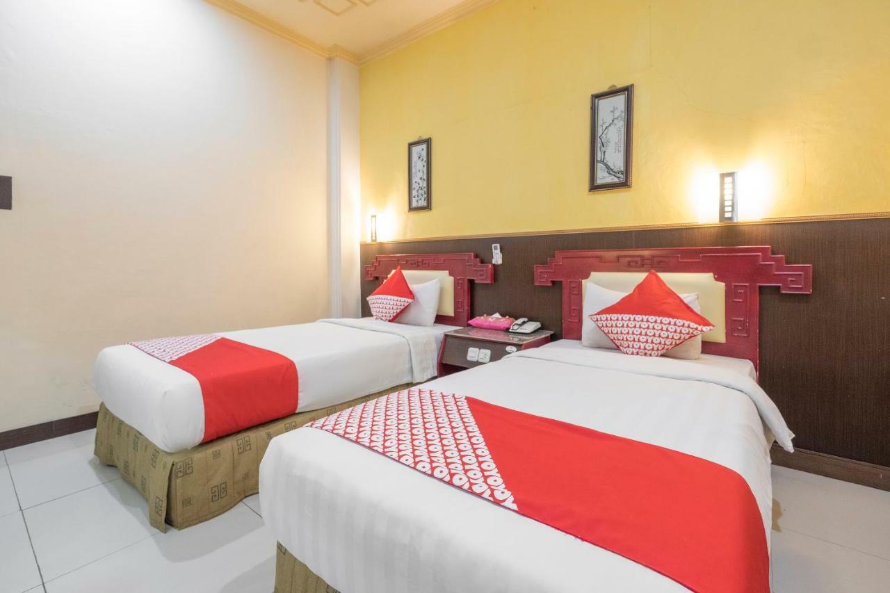 Oyo 821 Hotel Dinasti Makassar Eksteriør bilde