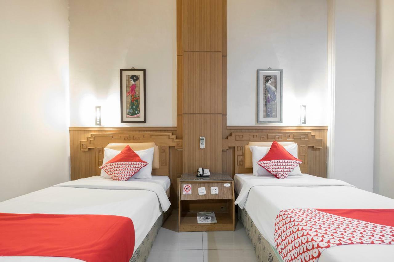 Oyo 821 Hotel Dinasti Makassar Eksteriør bilde